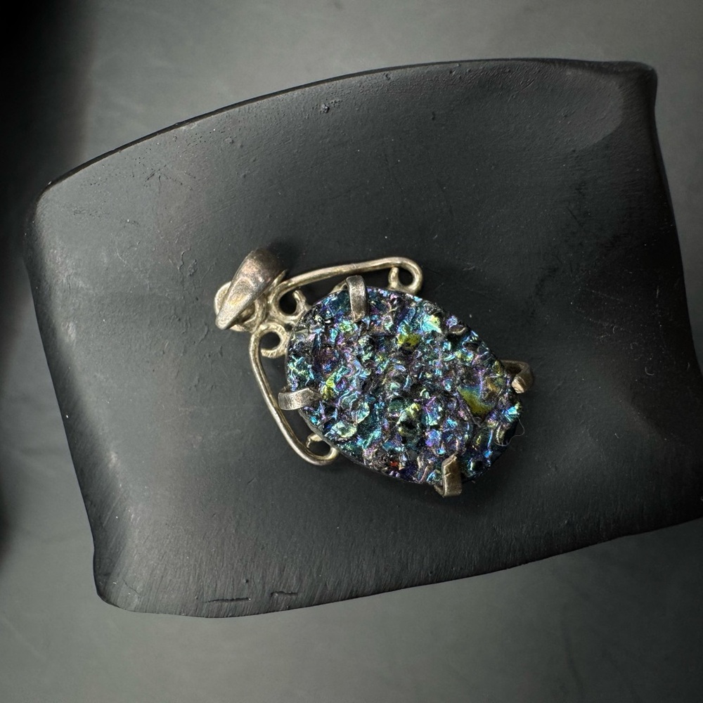 Vintage 925 Silver Titanium Druzy Pendant